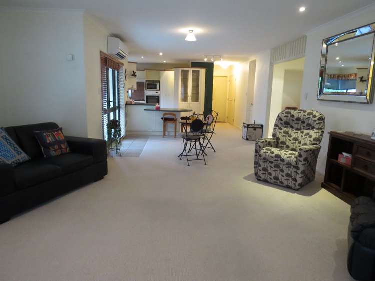 28b Cedar Crescent Feilding_5