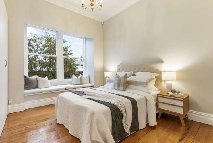 54 Eskdale Road Birkdale_8