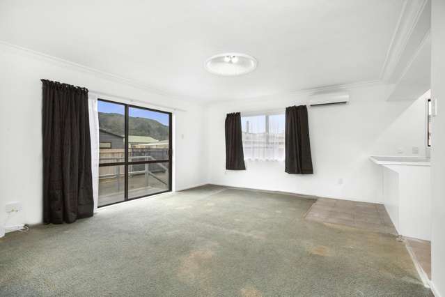 8b Weymouth Grove Wainuiomata_4