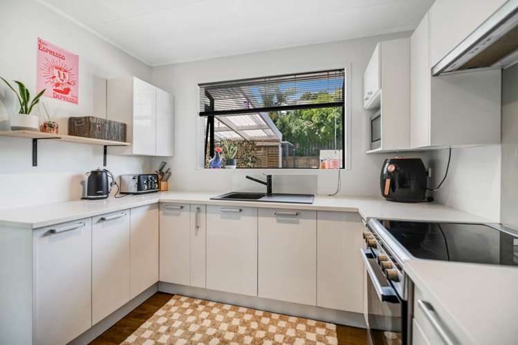 55 Polkinghorne Drive Manly_18
