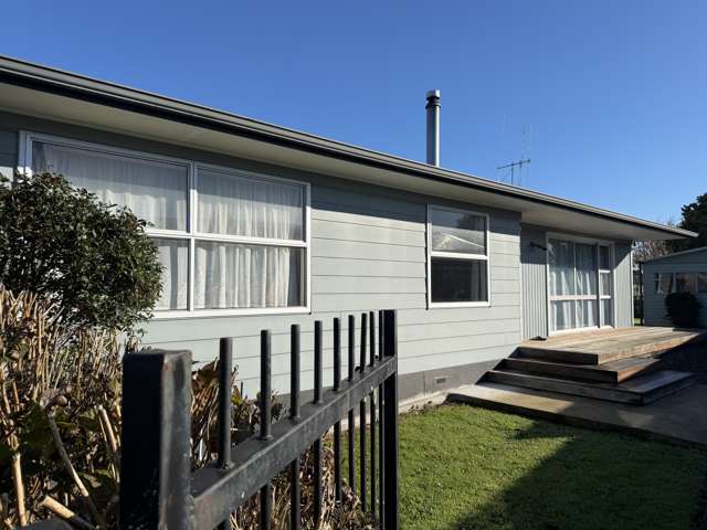 13 Cypress Cres Pukete_4