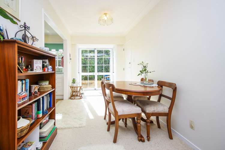 2/10 Alana Place Mount Wellington_10