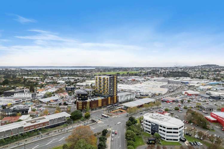 604/20 Mccrae Way New Lynn_17