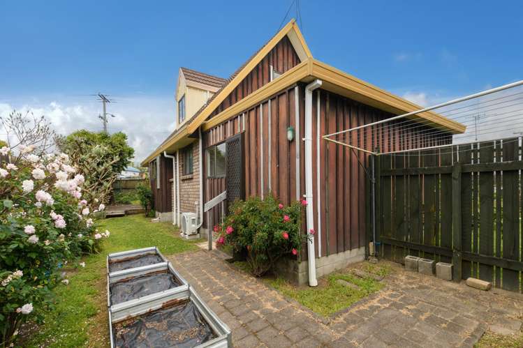 257 Levers Road Matua_12