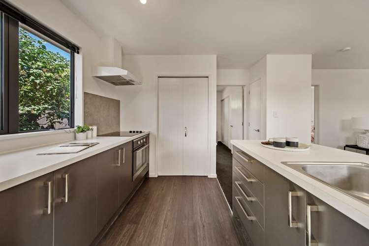 Unit 2/65 Kuaka Crescent Bromley_6