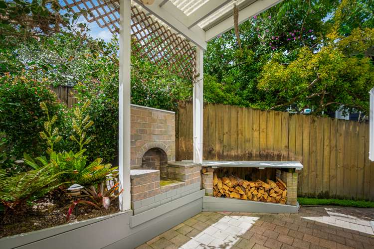 37 Fitzwater Place Henderson_17