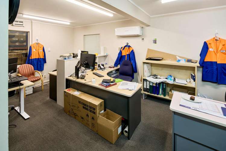 131 Gracefield Road Gracefield_5