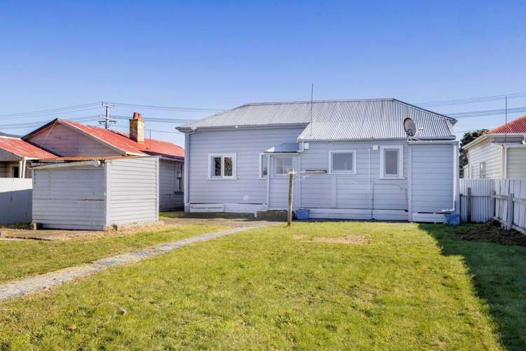 76 Disraeli Street Hawera_14