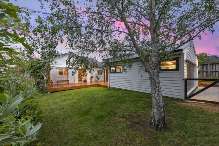 23 Archibald Road Kelston_0