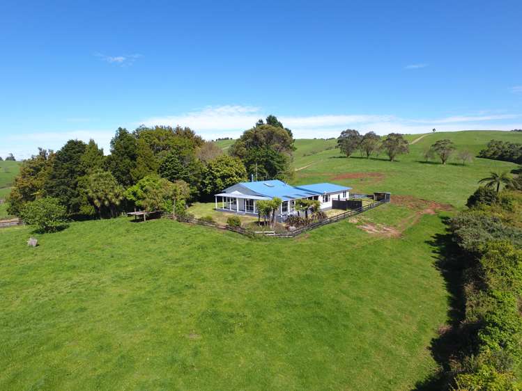 507 Pekanui Road Puketotara_28