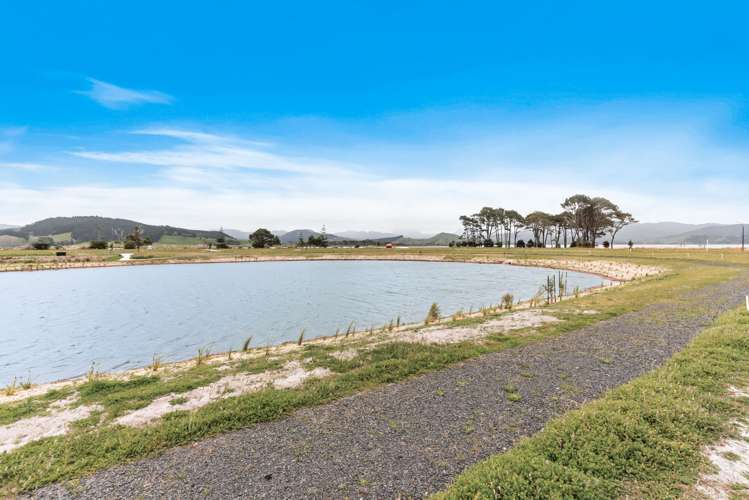 202 Harbour Drive Matarangi_28