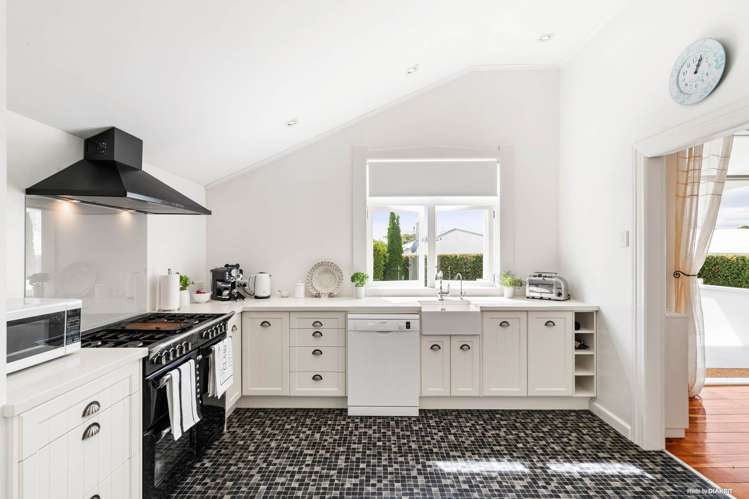 68 Sandspit Road Waiuku_3