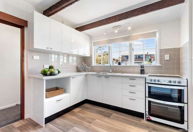 21 Snell Avenue_0