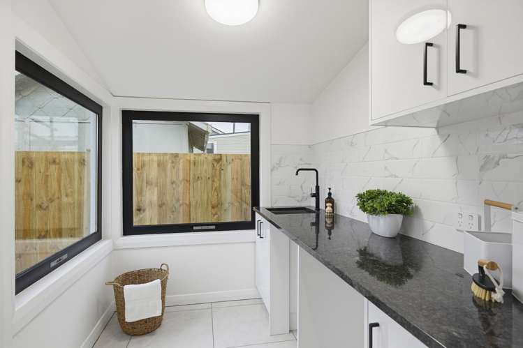 54 Yule Street Kilbirnie_13