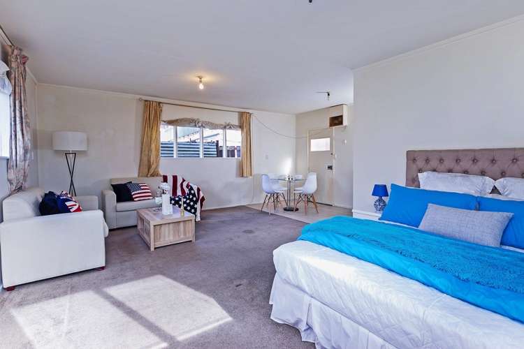 29 Tomo Street New Lynn_11