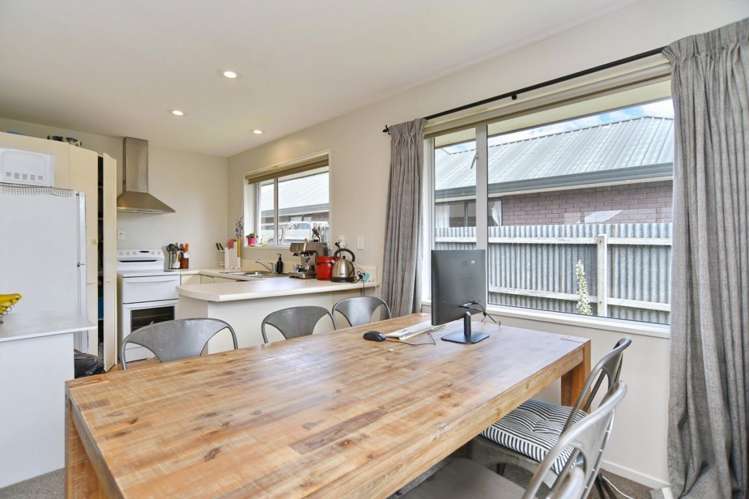 48a Glenmore Avenue Casebrook_6