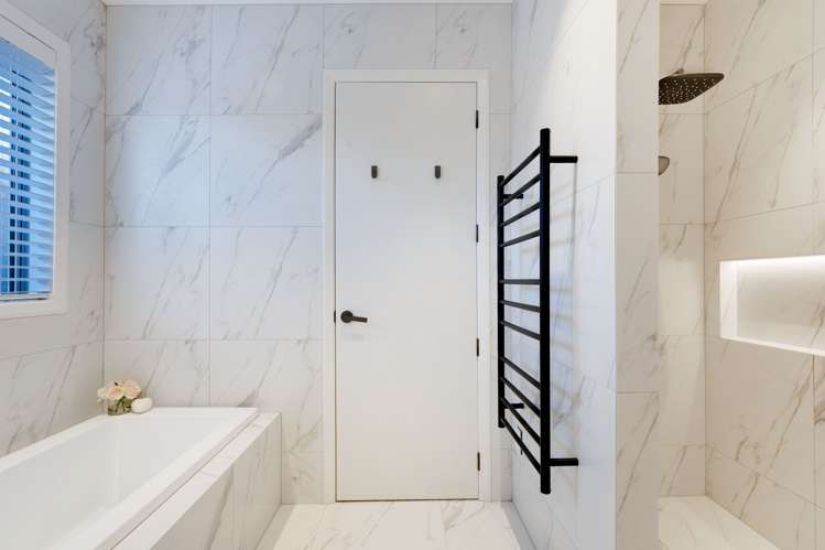 14 Lombardia Way Karaka_11