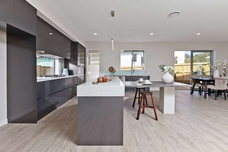 93 Colonial Drive Silverdale_5