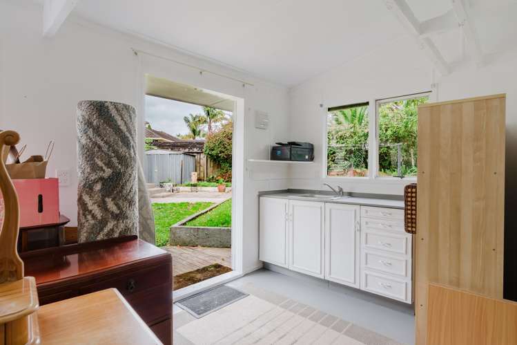 114 Tuhikaramea Road Dinsdale_23