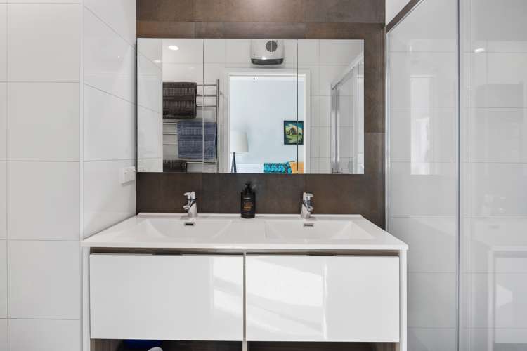 22 Fairview Crescent Kelburn_14