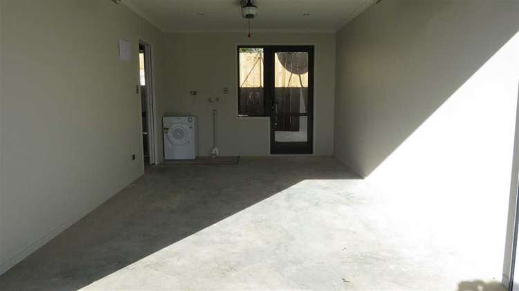 5/99 Lake Road Frankton_4