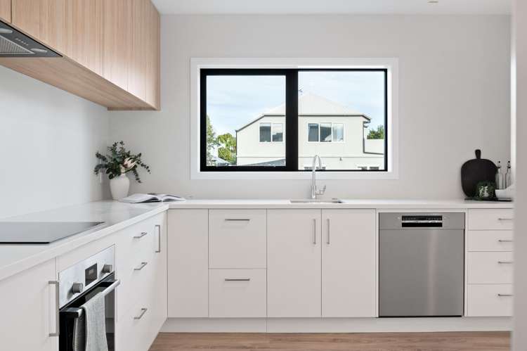 Unit A/1 Manning Street Hamilton Central_2