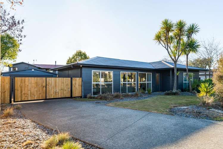 23 Grace Crescent 1140_0