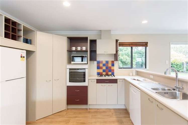 22 Saint Keverne Close Burwood_1