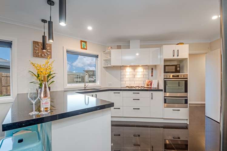 4 Stratford Court Fitzherbert_5