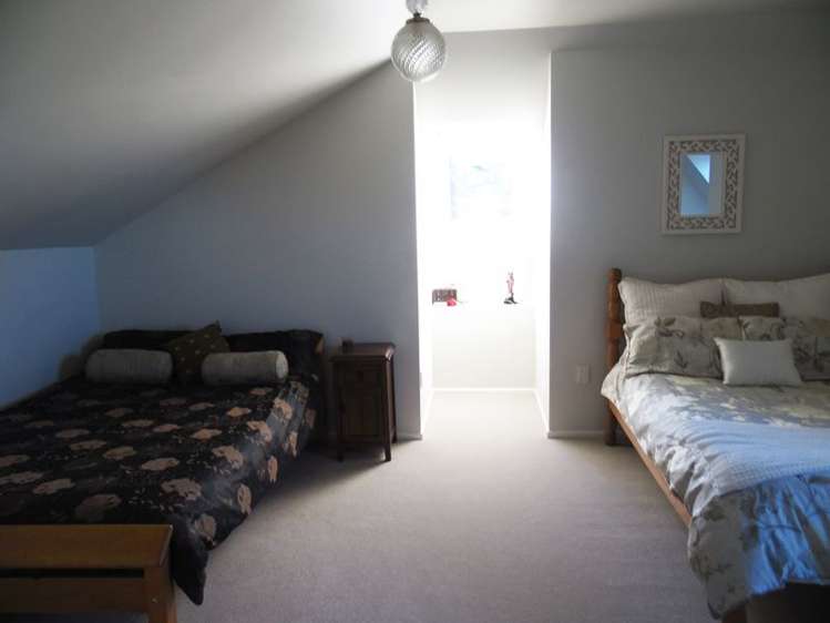 447 Tilverstowe Road Island Cliff_11