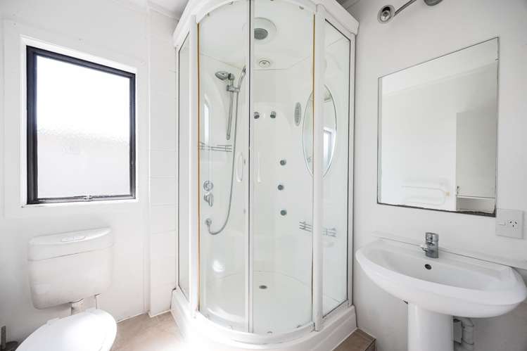 25 Nui Mana Place Te Atatu South_24