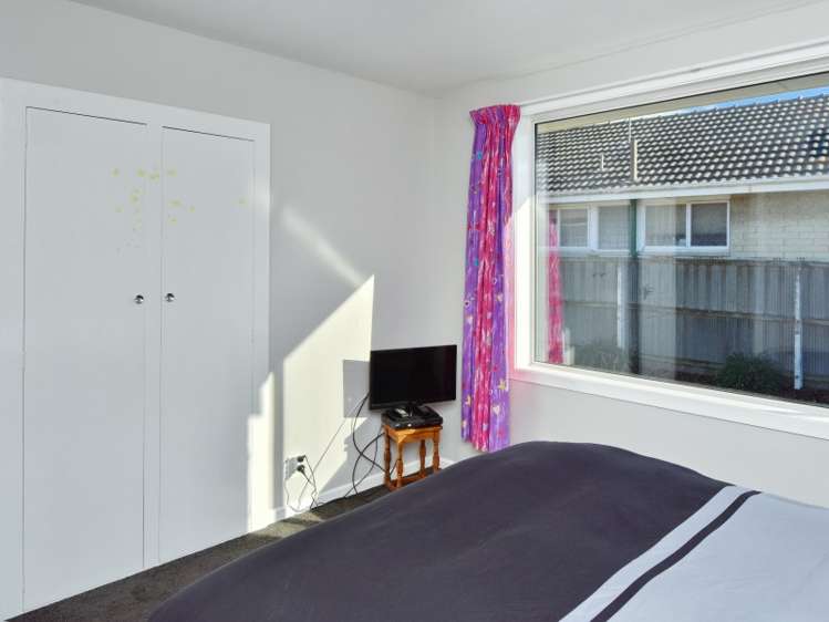 10 Davidson Crescent Hornby_9