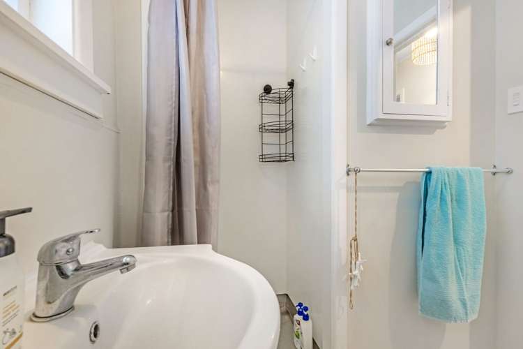 1003 Totara Street Mahora_18