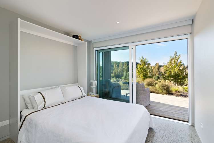 9 Eban Road Redwood Valley_14