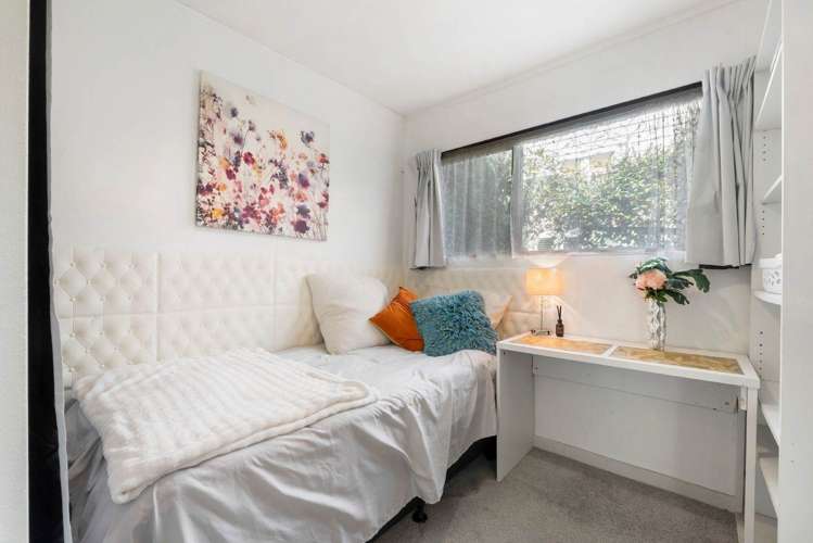 2/54 Finch Street Morningside_8
