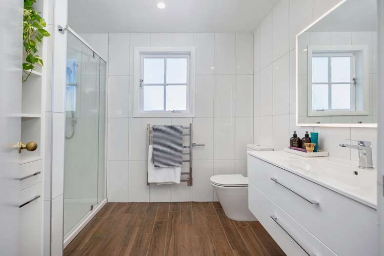 1 Douglas Avenue Mount Albert_29