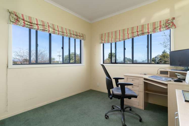 39 Connollys Line Carterton_24