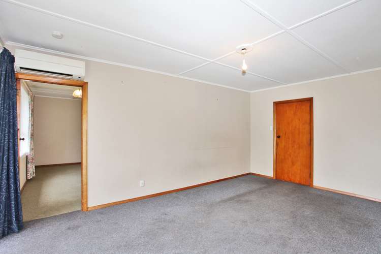 34 Avro Crescent Hornby_4