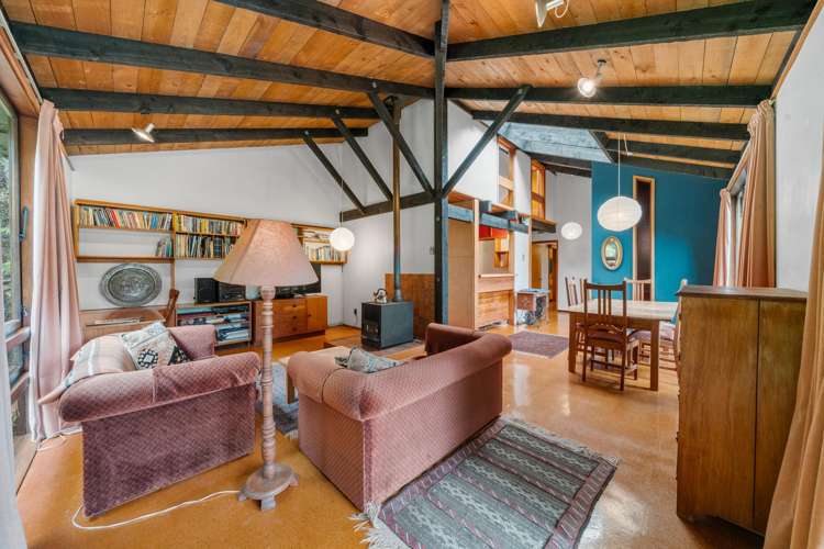 99 Elmslie Road Pinehaven_10