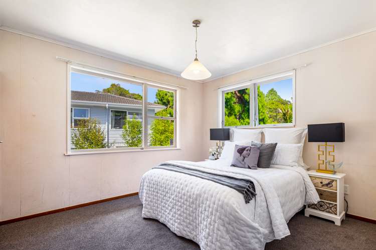 57 Rimutaka Place Titirangi_5