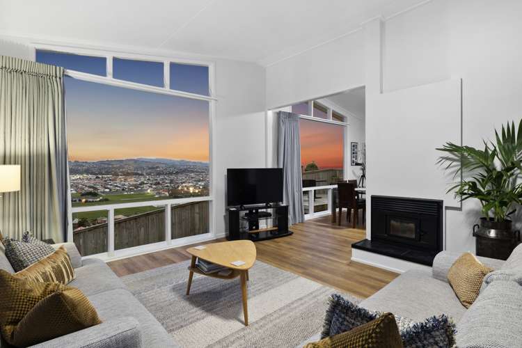 77 Easther Crescent Kew_23