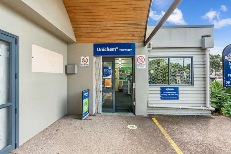 8 Archibald Road Kelston_18