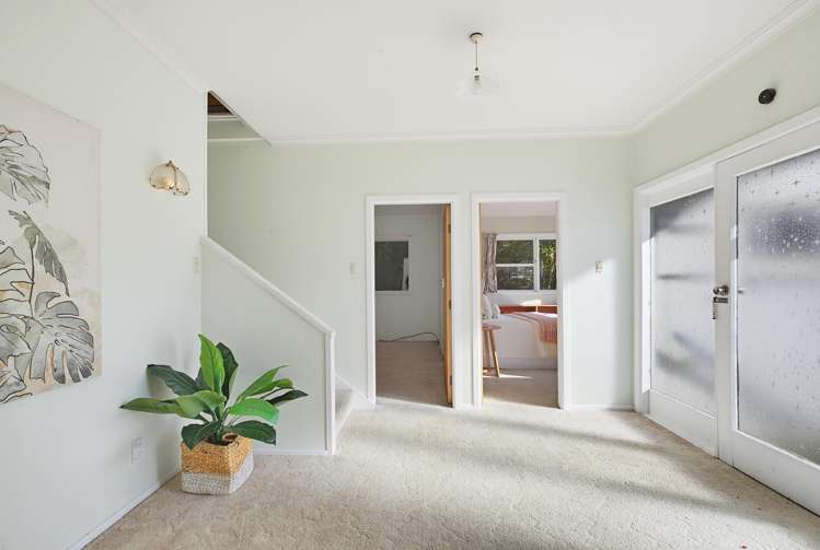 7 Fyvie Avenue Tawa_2