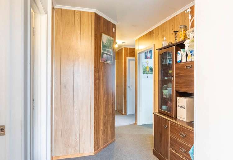 22 Laxon Avenue Otara_9