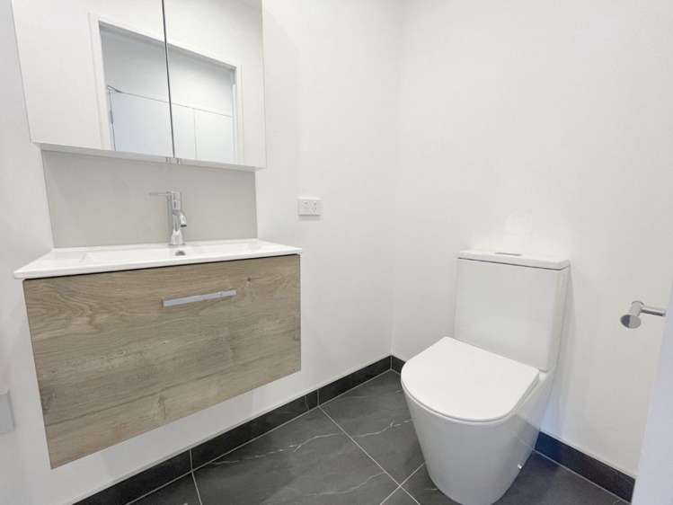  6/327 Glengarry Road Glen Eden_14