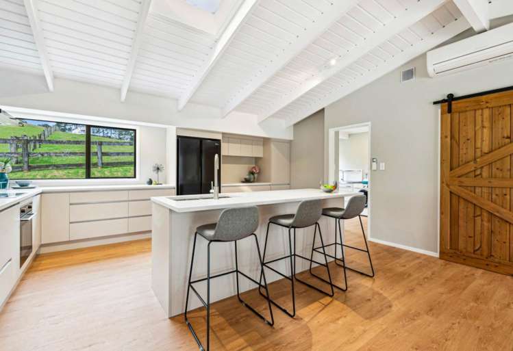 748 Dairyflat Highway Dairy Flat_5