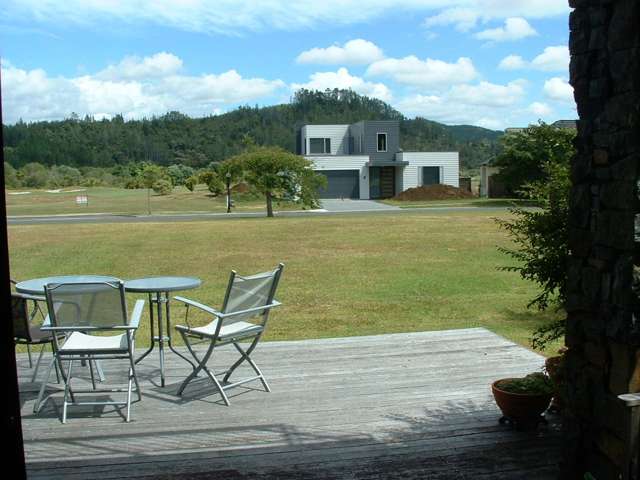 16a Sanctuary Cove Pauanui_1