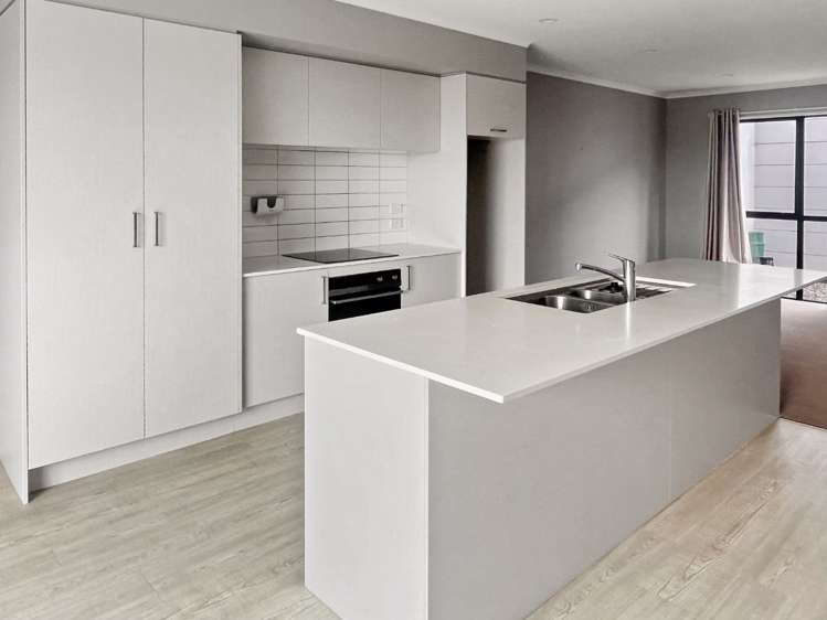 4 Brian Keogh Lane Wigram_0
