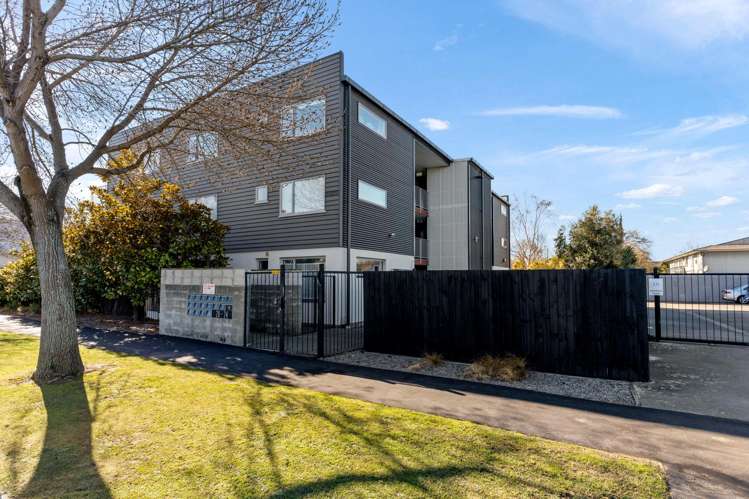 14/20 Stanmore Road Phillipstown_11