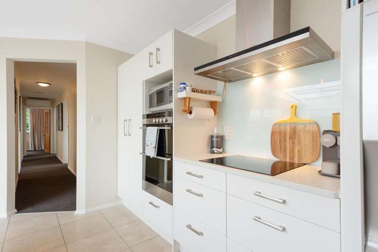 222 Helston Road Paparangi_17